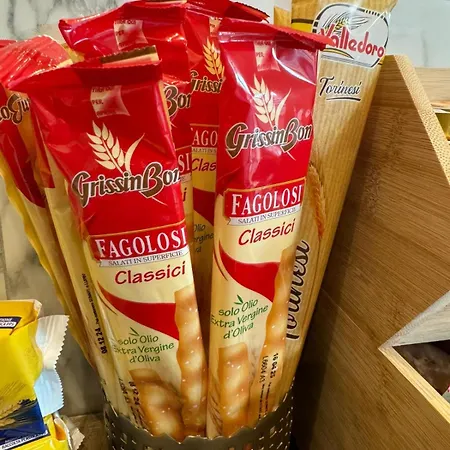 Cristina's House Pensión Ferrara